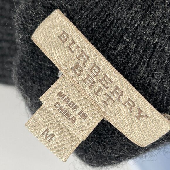 Burberry Brit 100% Cashmere V-Neck Long Sleeve Sweater Medium - Picture 6 of 9